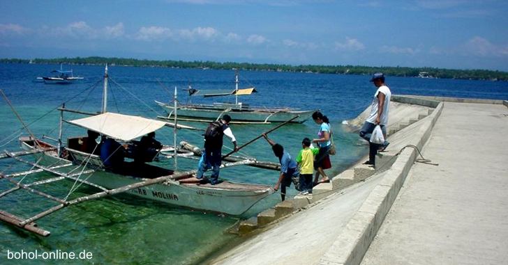 Der kleine Pier auf der Insel Sandingan, Bohol